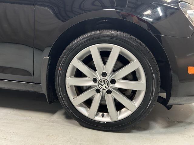 used 2014 Volkswagen Jetta SportWagen car, priced at $12,900