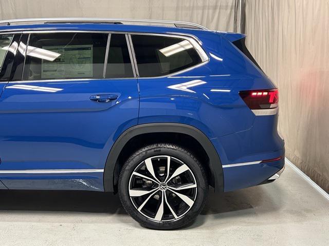 new 2025 Volkswagen Atlas car, priced at $53,389