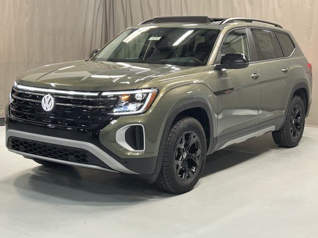 new 2025 Volkswagen Atlas car, priced at $48,646