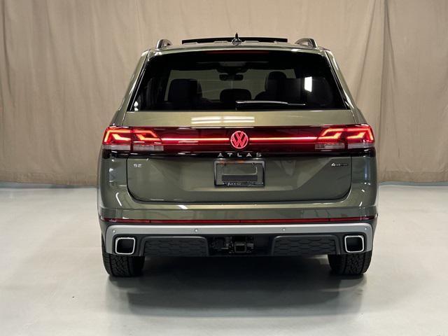new 2025 Volkswagen Atlas car, priced at $48,646