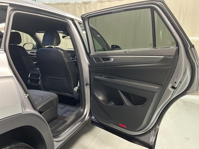 used 2024 Volkswagen Atlas Cross Sport car, priced at $36,800