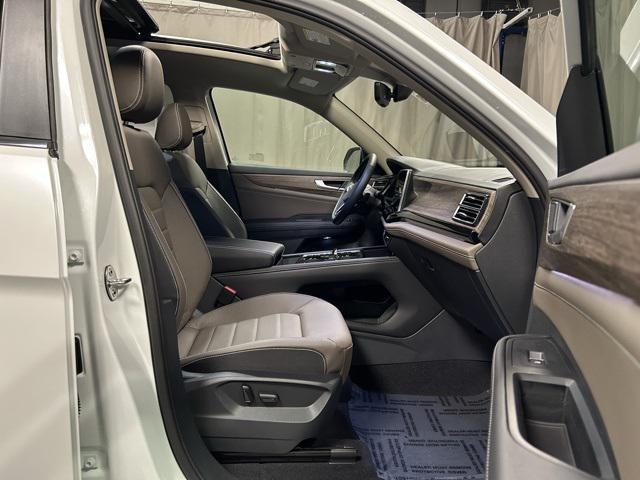 new 2025 Volkswagen Atlas car, priced at $51,054