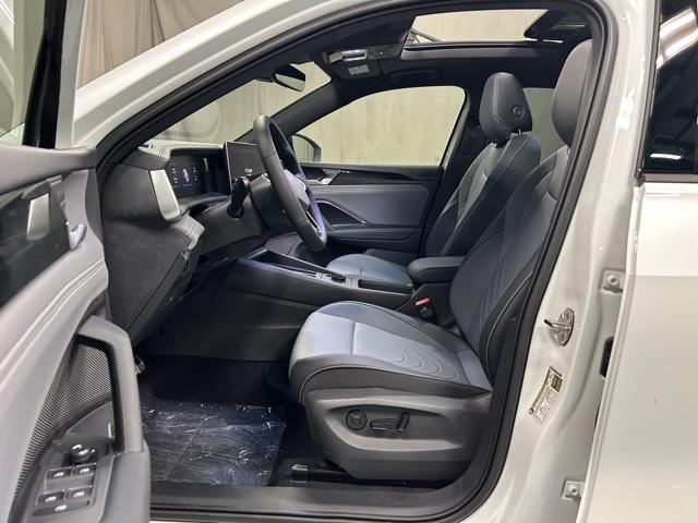 new 2025 Volkswagen Tiguan car, priced at $39,191
