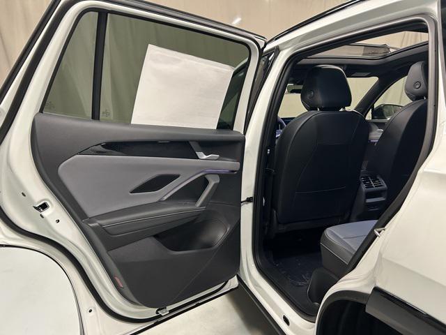 new 2025 Volkswagen Tiguan car, priced at $39,191