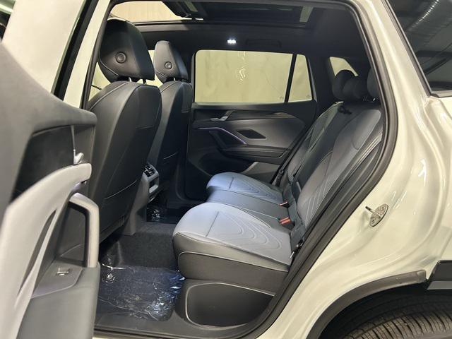 new 2025 Volkswagen Tiguan car, priced at $39,191