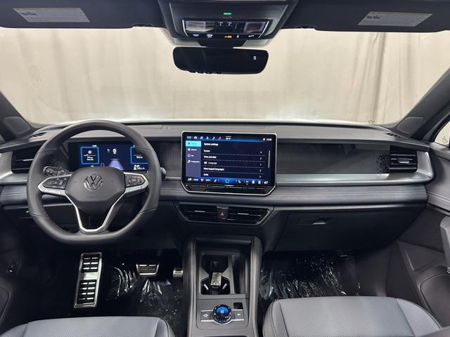 new 2025 Volkswagen Tiguan car, priced at $37,941