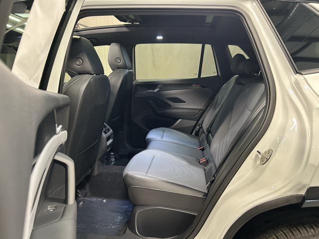 new 2025 Volkswagen Tiguan car, priced at $37,941