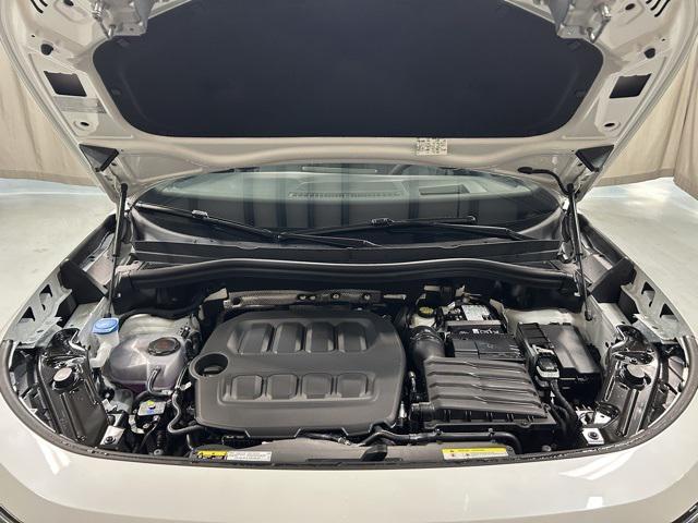 new 2025 Volkswagen Tiguan car, priced at $37,941