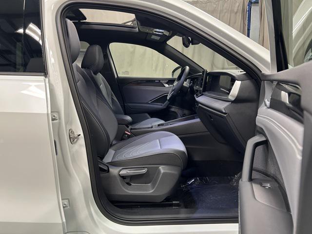 new 2025 Volkswagen Tiguan car, priced at $37,941