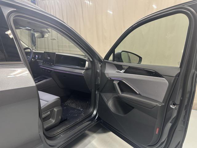 new 2025 Volkswagen Tiguan car, priced at $33,586
