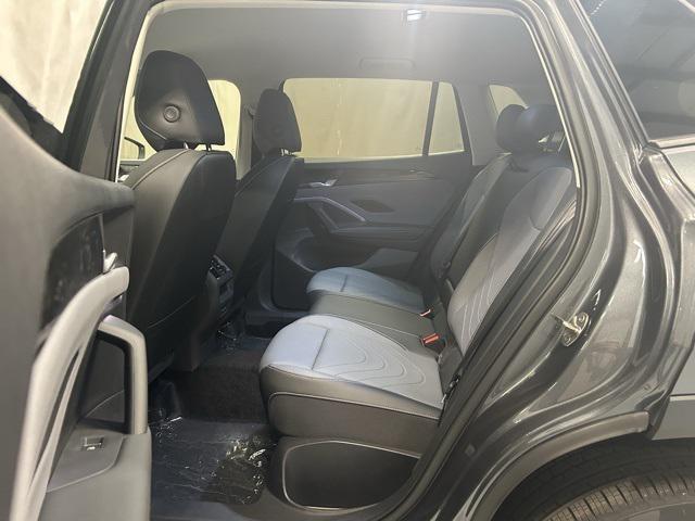 new 2025 Volkswagen Tiguan car, priced at $33,586
