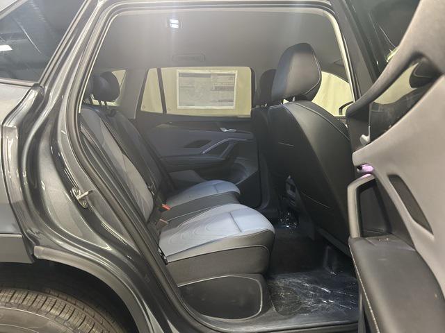 new 2025 Volkswagen Tiguan car, priced at $33,586