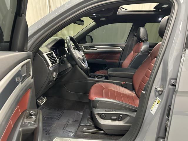 used 2022 Volkswagen Atlas Cross Sport car, priced at $34,900