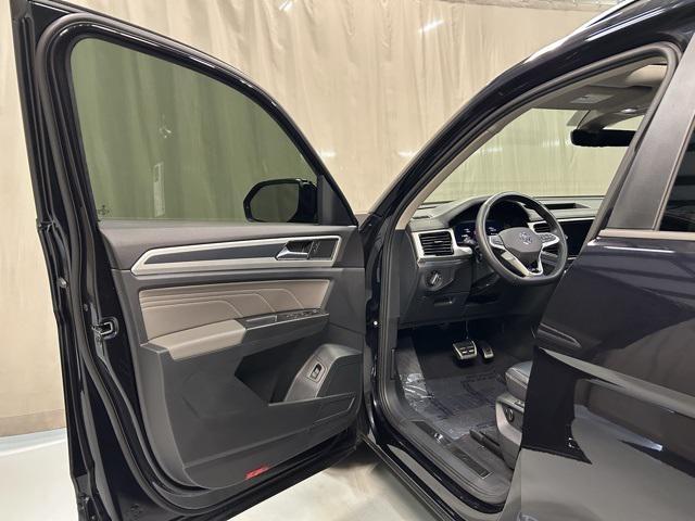 used 2023 Volkswagen Atlas car, priced at $37,599