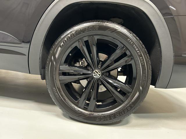 used 2023 Volkswagen Atlas car, priced at $37,599
