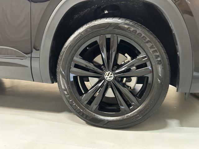 used 2023 Volkswagen Atlas car, priced at $37,599