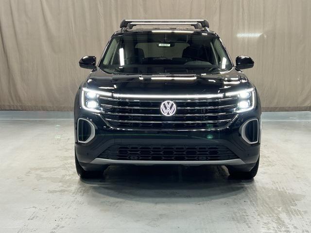 new 2024 Volkswagen Atlas car, priced at $42,466