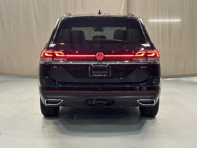 new 2025 Volkswagen Atlas car, priced at $42,922