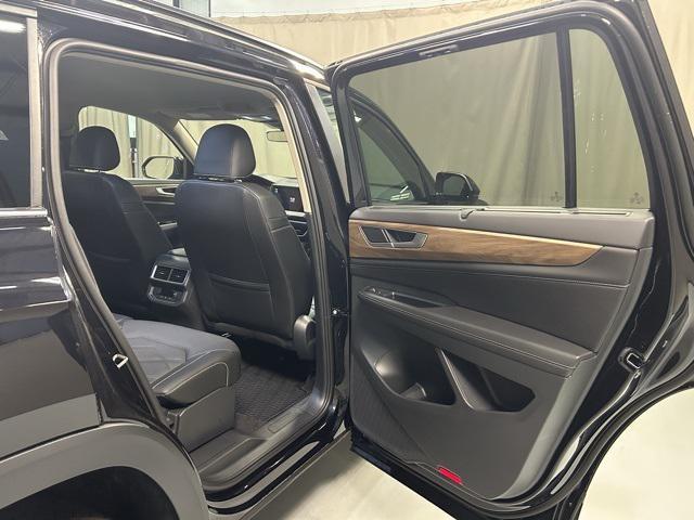 new 2025 Volkswagen Atlas car, priced at $42,922