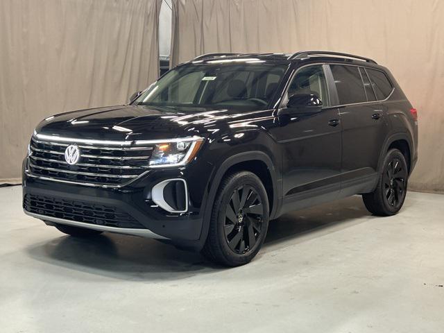 new 2025 Volkswagen Atlas car, priced at $42,922