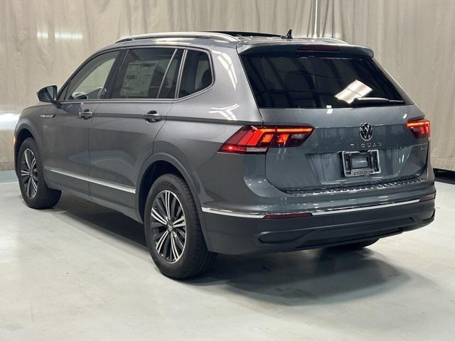 new 2024 Volkswagen Tiguan car, priced at $32,699