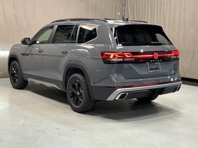 new 2025 Volkswagen Atlas car, priced at $47,121