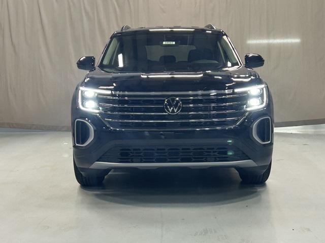 new 2025 Volkswagen Atlas car, priced at $38,457