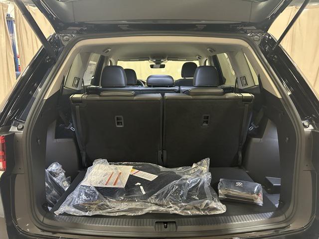 new 2025 Volkswagen Atlas car, priced at $38,457