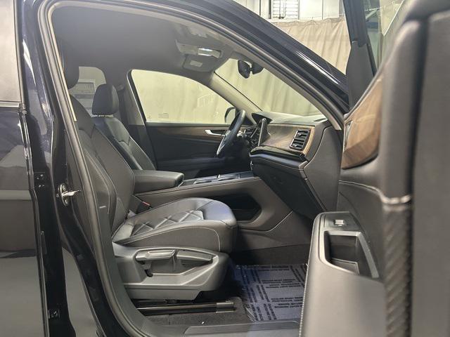 new 2025 Volkswagen Atlas car, priced at $38,457