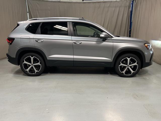 new 2026 Volkswagen Taos car, priced at $37,881