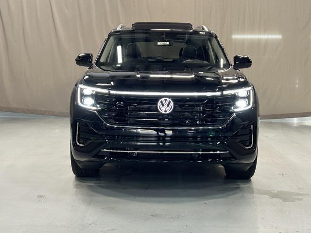 new 2025 Volkswagen Atlas car, priced at $50,867