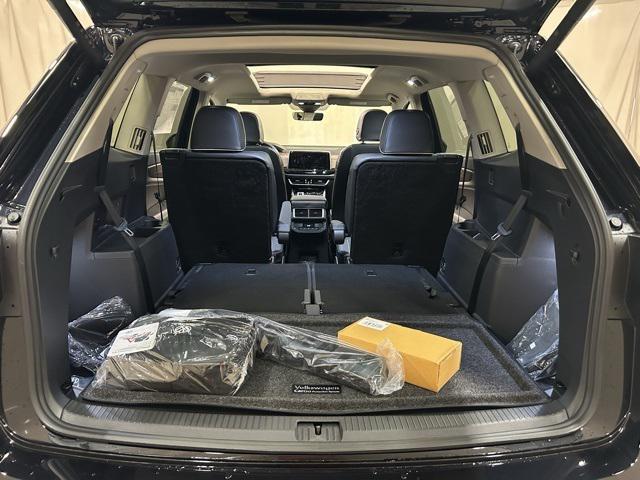 new 2025 Volkswagen Atlas car, priced at $50,867