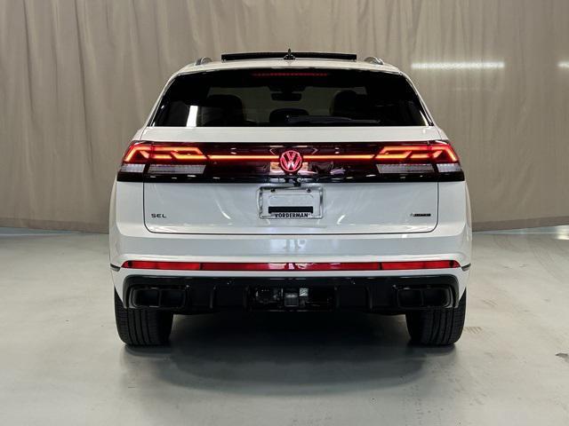 new 2026 Volkswagen Atlas Cross Sport car, priced at $51,938