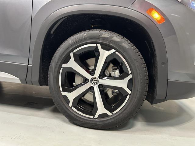 new 2025 Volkswagen Tiguan car, priced at $36,776