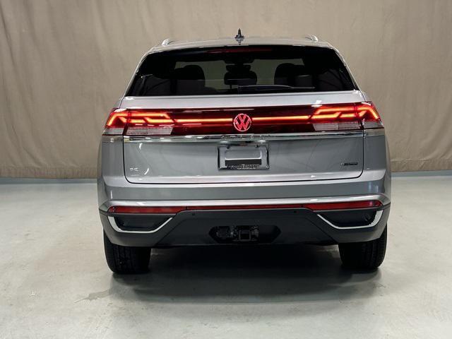 new 2024 Volkswagen Atlas Cross Sport car, priced at $40,840