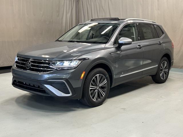 new 2024 Volkswagen Tiguan car, priced at $32,699