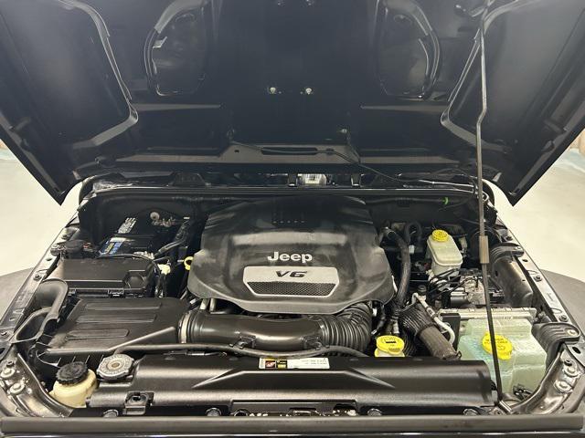 used 2014 Jeep Wrangler Unlimited car, priced at $14,550
