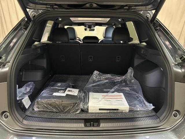 new 2026 Volkswagen Tiguan car, priced at $40,837