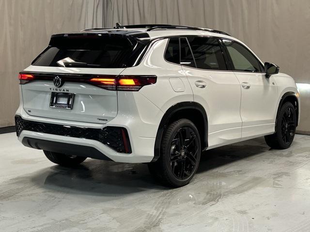 new 2025 Volkswagen Tiguan car, priced at $39,941