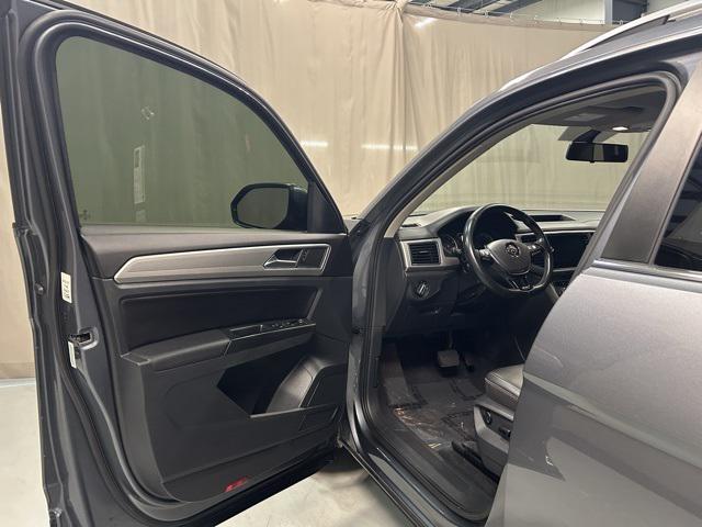 used 2018 Volkswagen Atlas car, priced at $16,000