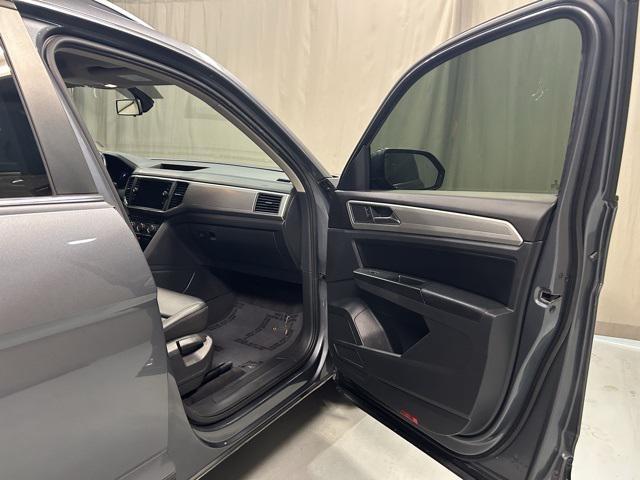 used 2018 Volkswagen Atlas car, priced at $16,000
