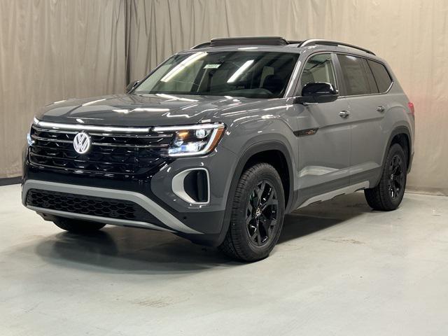 new 2025 Volkswagen Atlas car, priced at $45,351