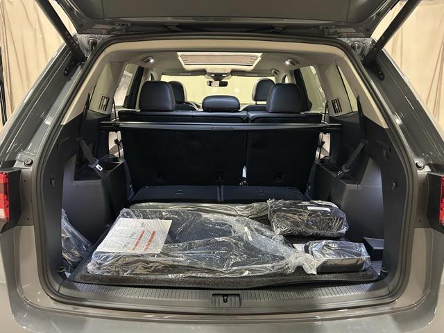 new 2025 Volkswagen Atlas car, priced at $45,351
