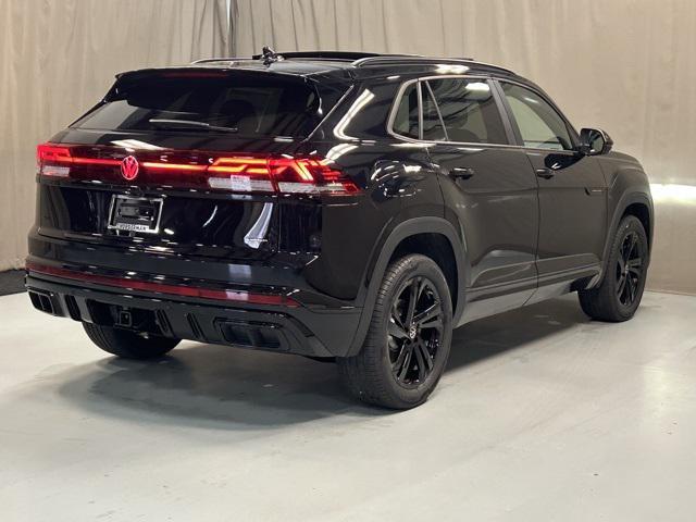 new 2026 Volkswagen Atlas Cross Sport car, priced at $52,233