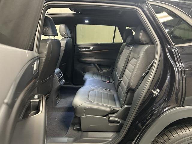 new 2026 Volkswagen Atlas Cross Sport car, priced at $52,233