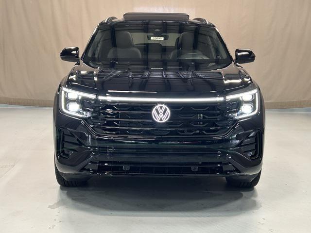 new 2026 Volkswagen Atlas Cross Sport car, priced at $52,233