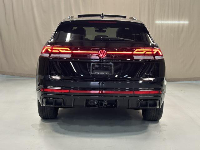 new 2026 Volkswagen Atlas Cross Sport car, priced at $52,233