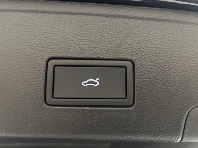 new 2026 Volkswagen Atlas Cross Sport car, priced at $52,233