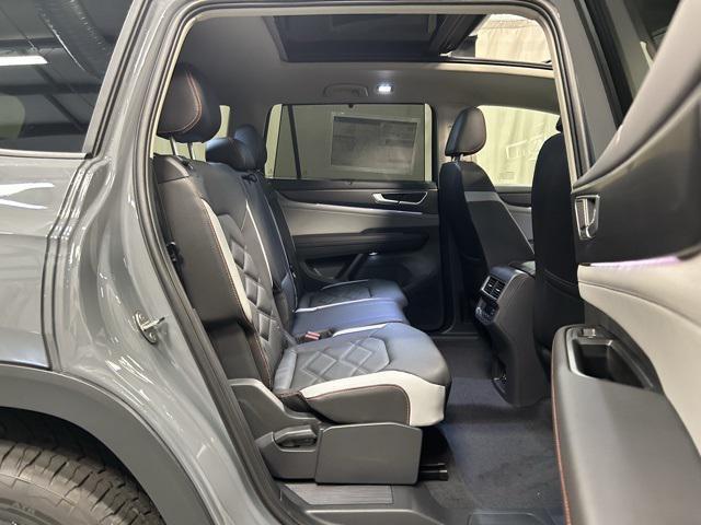 new 2025 Volkswagen Atlas car, priced at $45,796