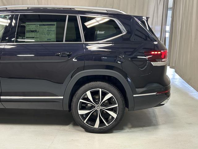 new 2025 Volkswagen Atlas car, priced at $53,754